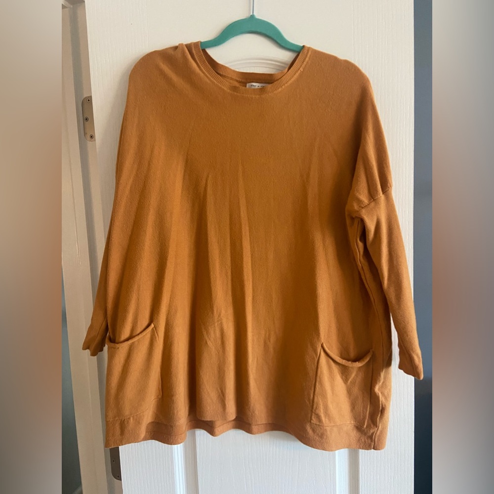 Tea n Rose oversized sweater.